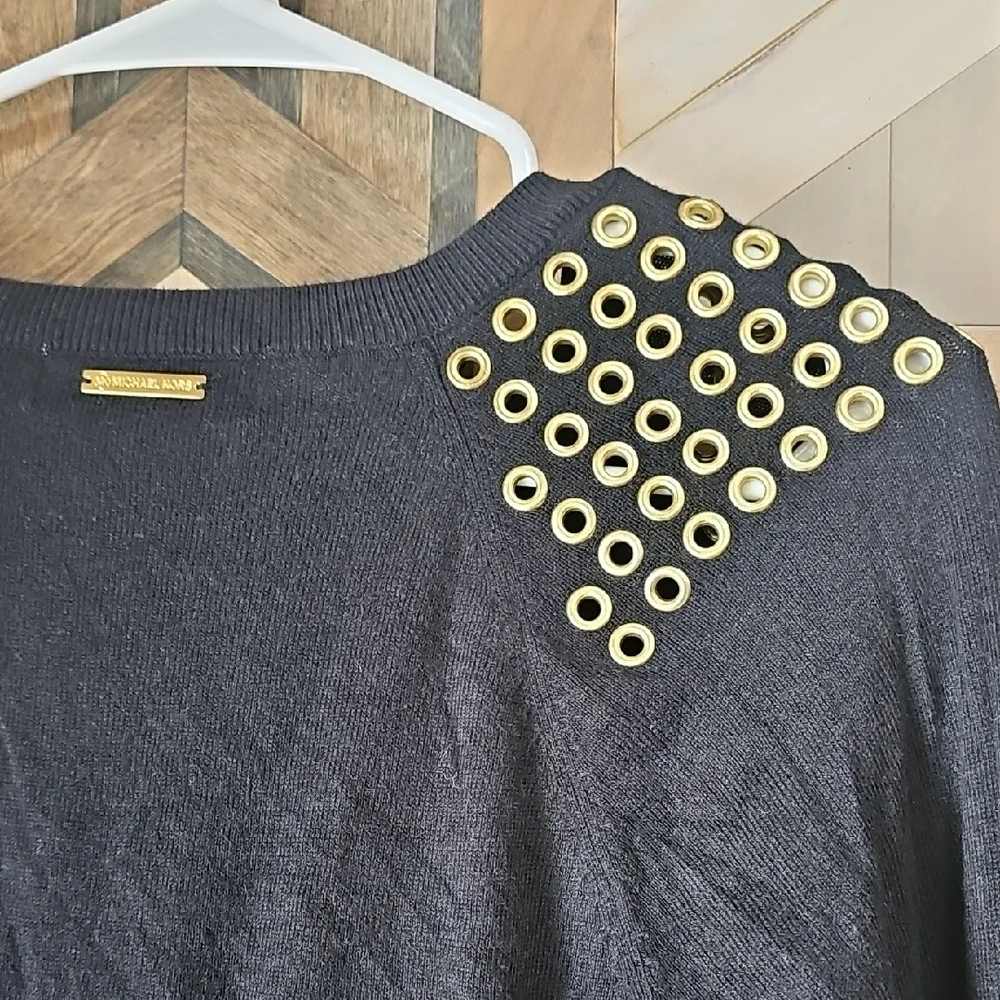 Michael Kors Black Long Sleeve Lightweight V neck Sweater with Gold Details